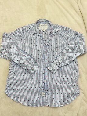 Frank & Eileen blue and white stripes and hearts button up blouse size Medium.